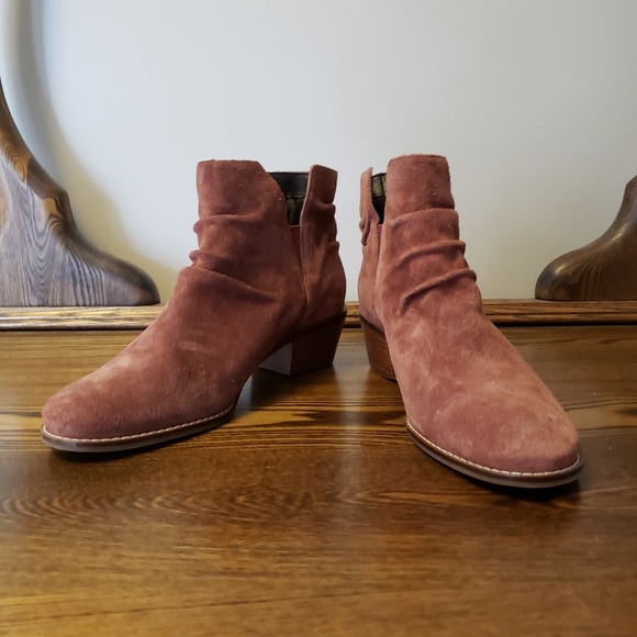 Cole Haan Alayna Cherry Mahogany Suede Ankle Boot 7.5 - Picture 2 of 5